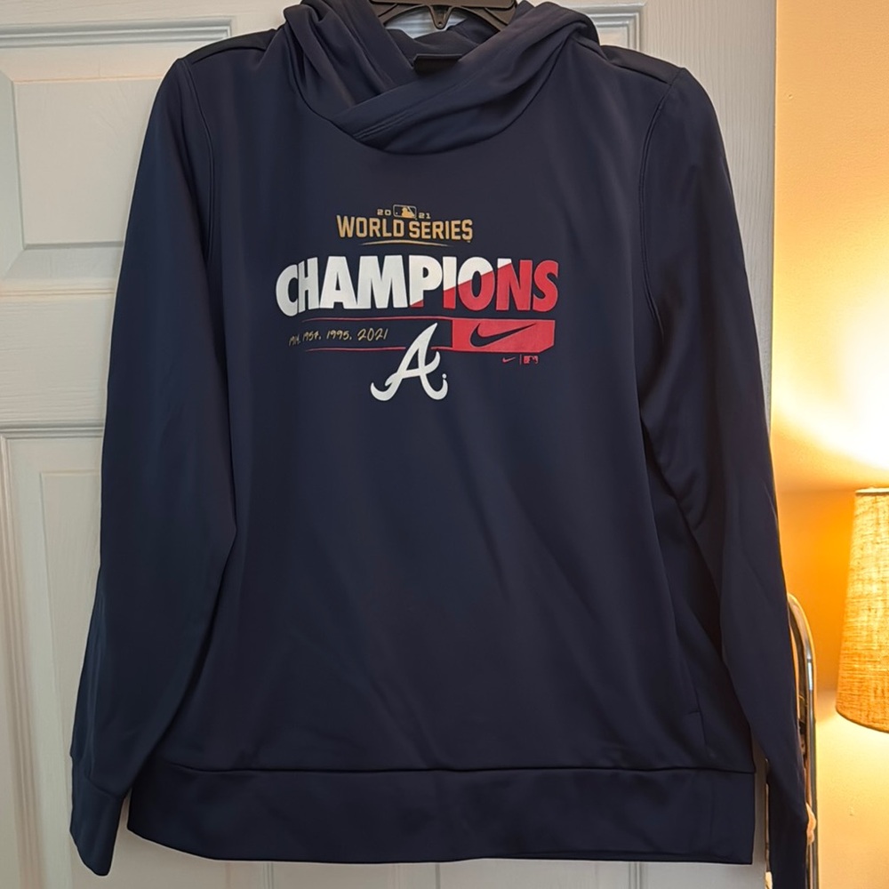 Women’s Nike Atlanta Braves World Series Champions Hoodie